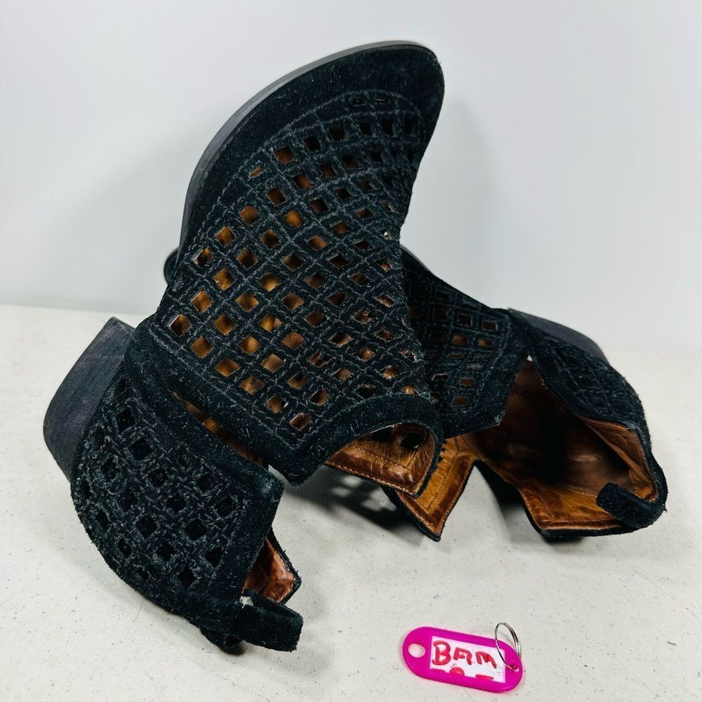 JEFFREY CAMPBELL Taggart Black Leather Ankle Bootie Boots Cut Outs Sz 9,5